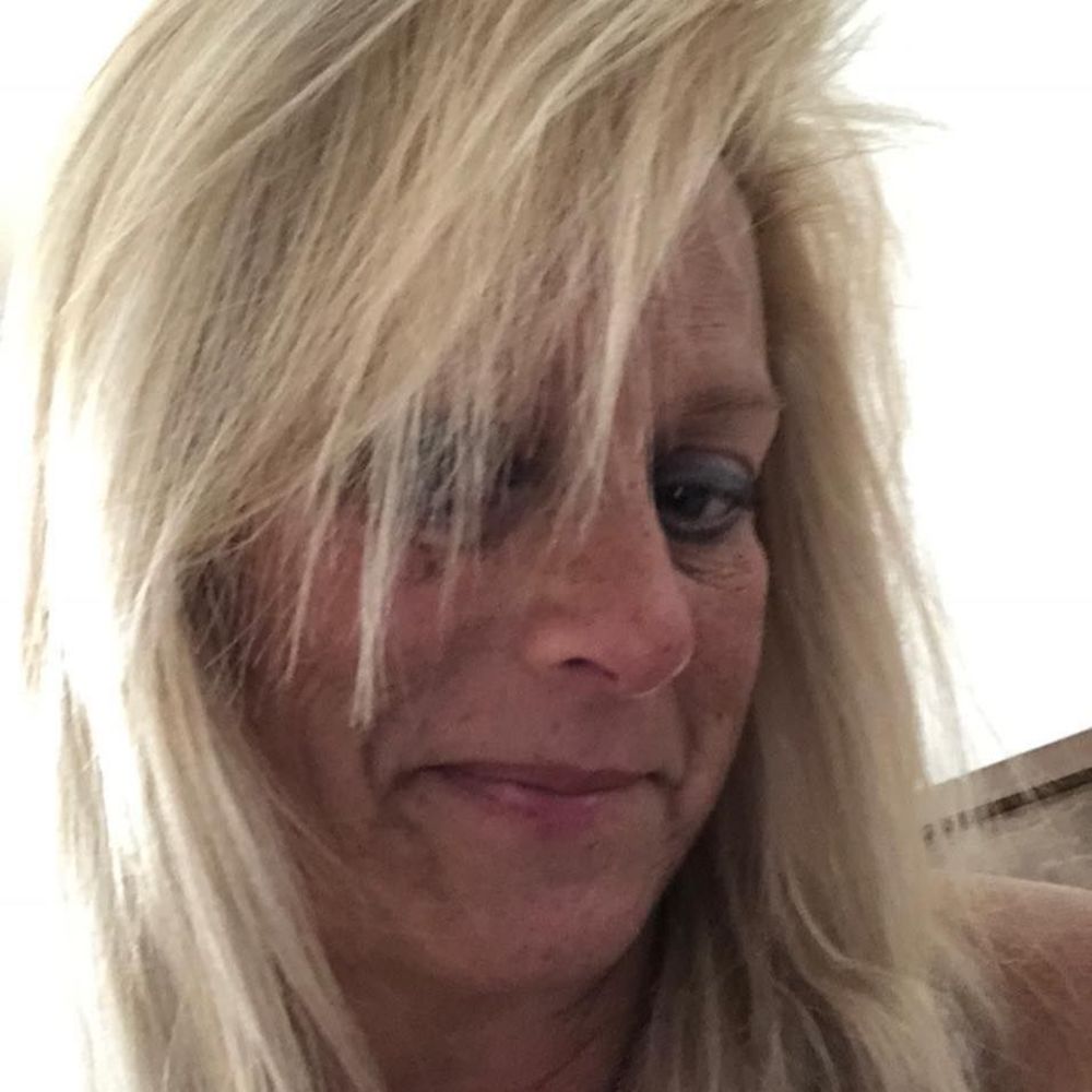 Meet your Posher, Deborah